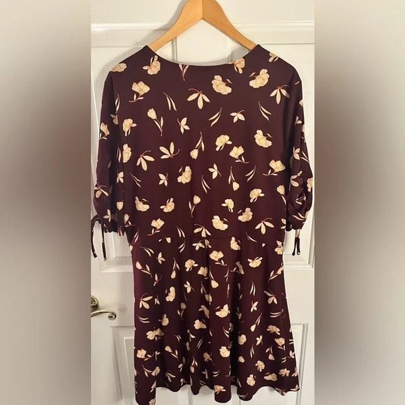 LC Lauren Conrad short sleeve dress size xxl - Picture 2 of 8